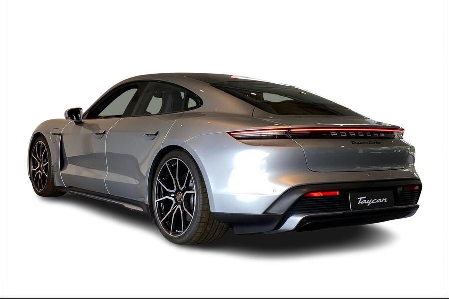 heti ajoon Porsche Taycan