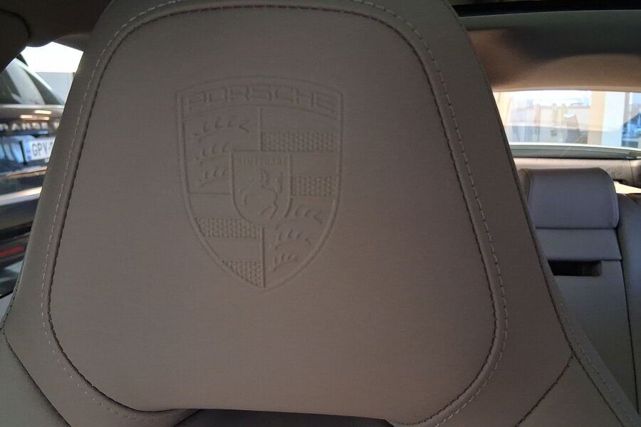 heti ajoon Porsche Panamera