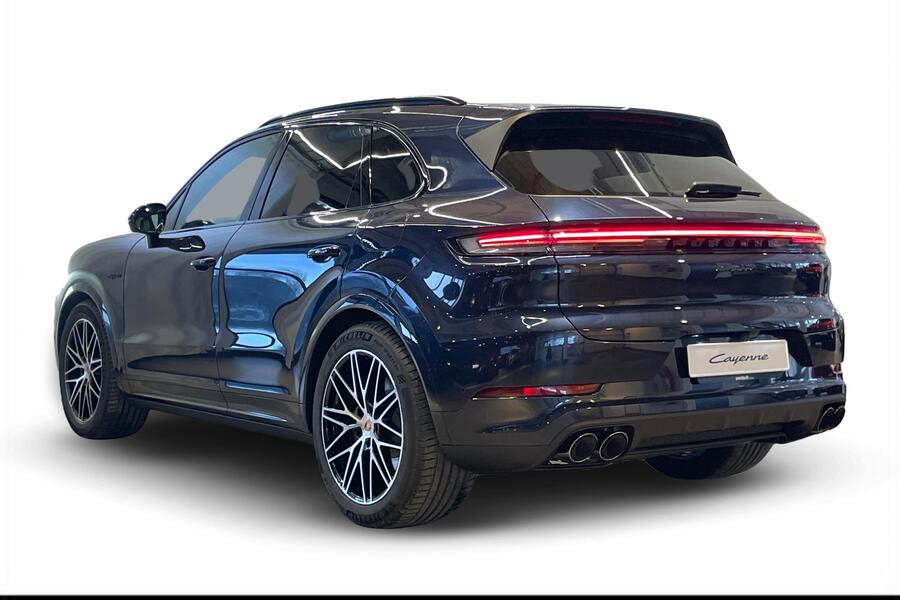 heti ajoon Porsche Cayenne