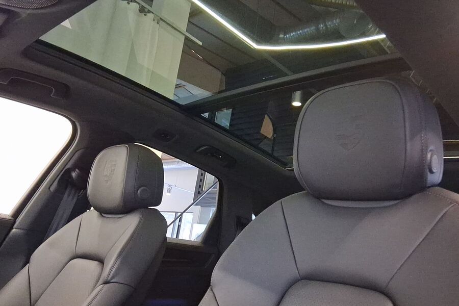 heti ajoon Porsche Cayenne