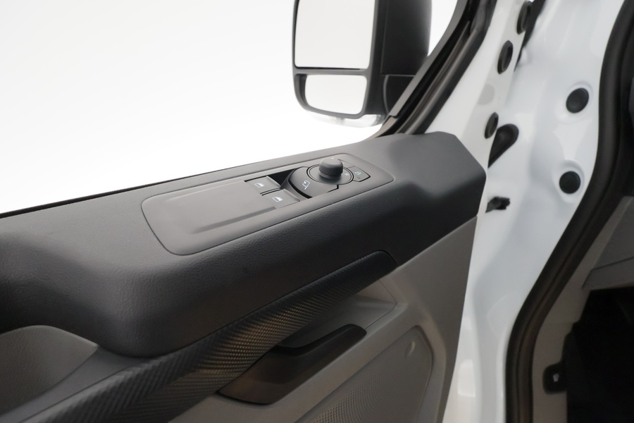 heti ajoon Ford Transit Custom