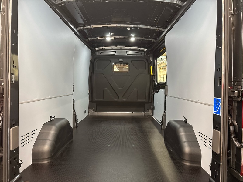 heti ajoon Ford Transit