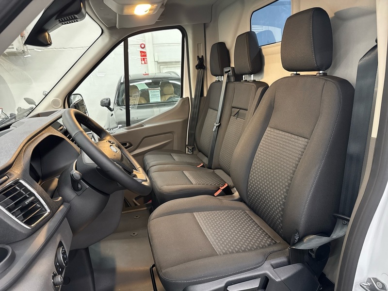 heti ajoon Ford Transit