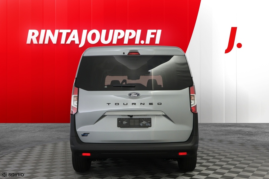 heti ajoon Ford Tourneo Courier