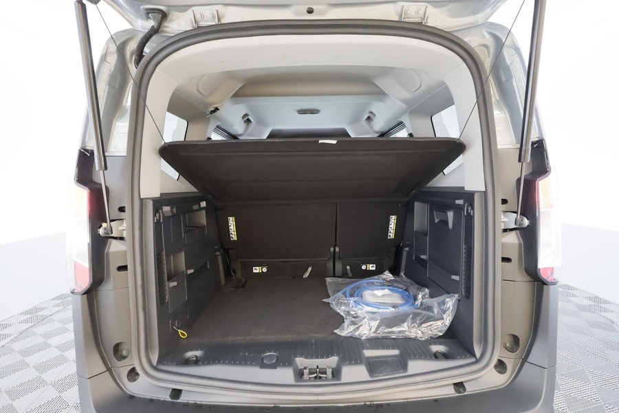 heti ajoon Ford Tourneo Courier