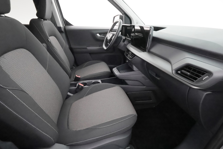 heti ajoon Ford Tourneo Courier