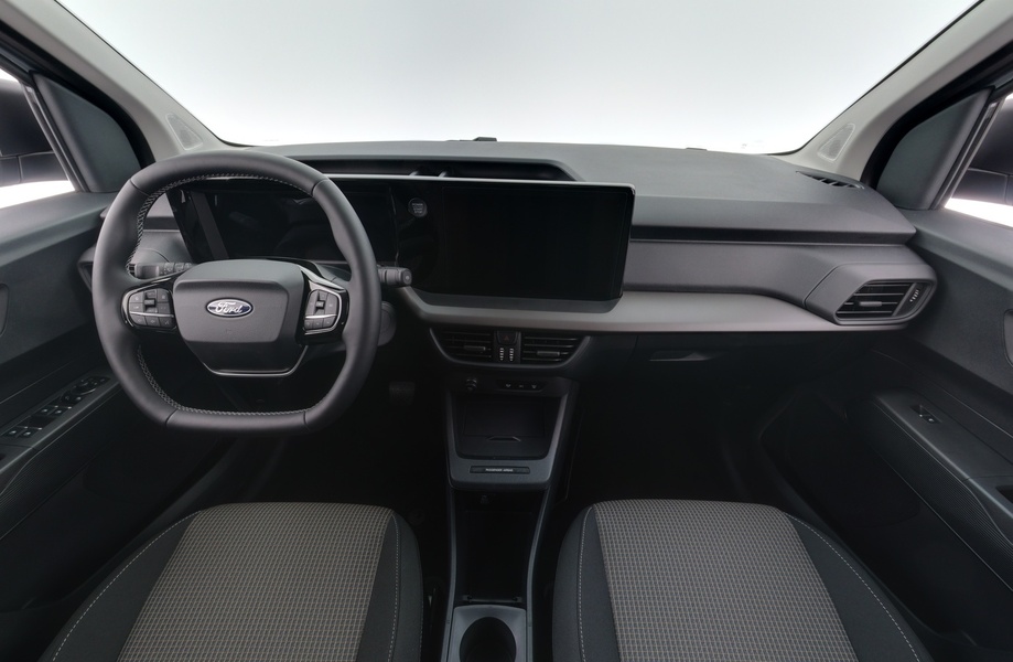 heti ajoon Ford Tourneo Courier