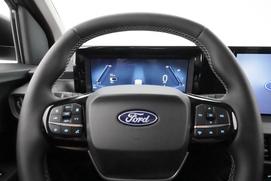 heti ajoon Ford Tourneo Courier