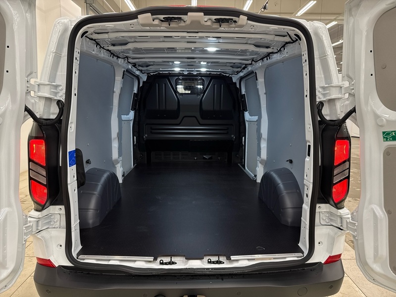 heti ajoon Ford Transit Custom