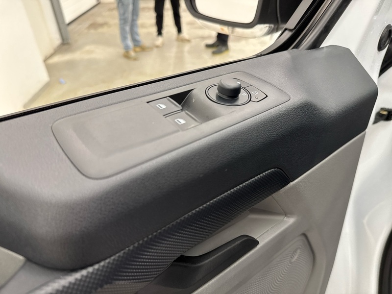 heti ajoon Ford Transit Custom