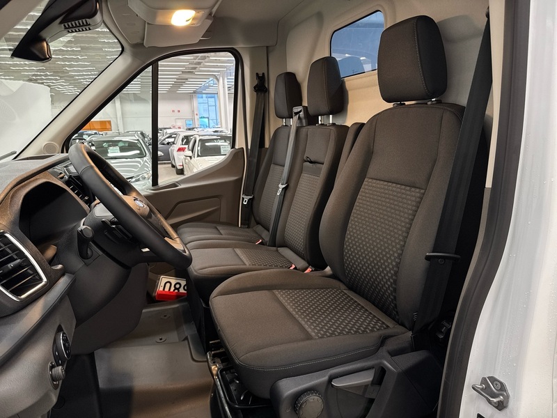 heti ajoon Ford Transit