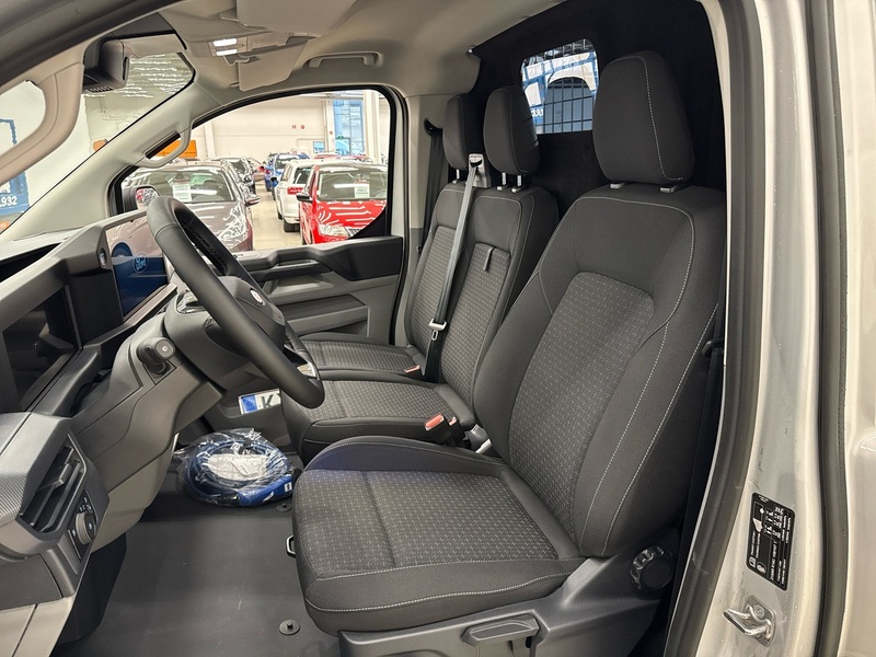 heti ajoon Ford Transit Custom