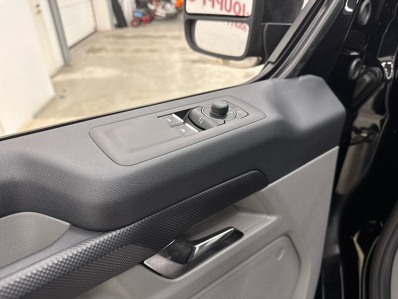 heti ajoon Ford Transit Custom