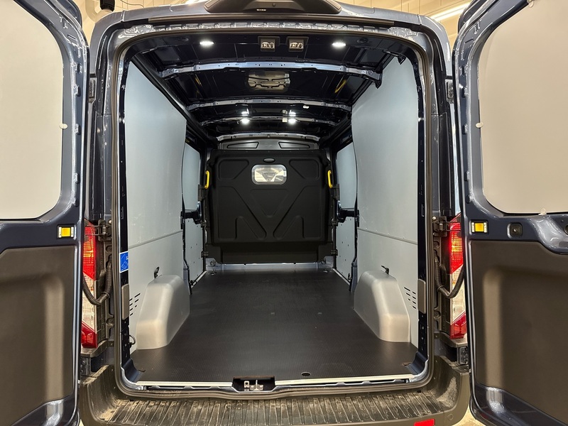 heti ajoon Ford Transit