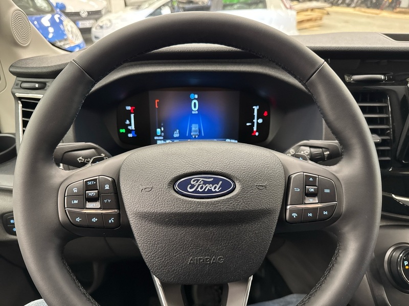 heti ajoon Ford Transit