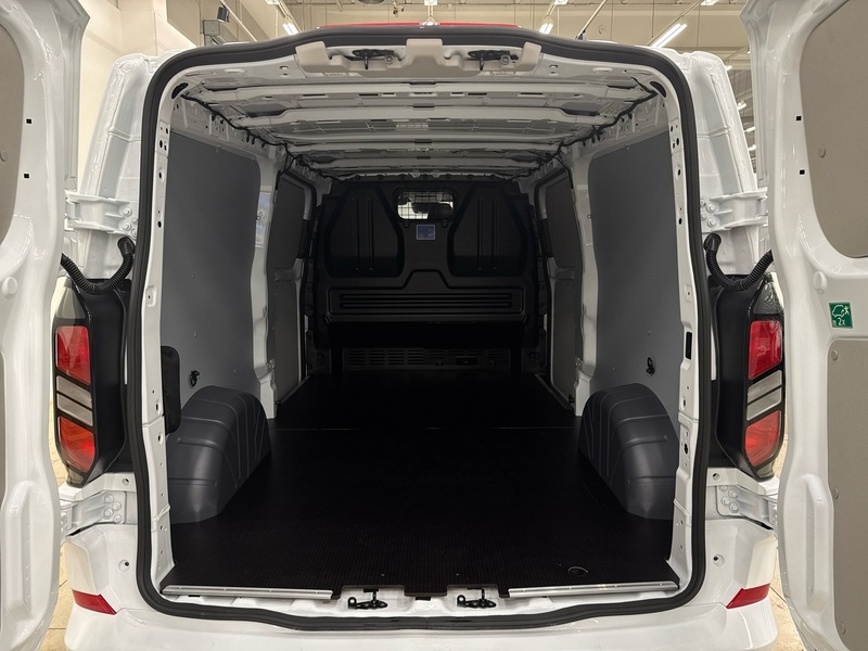 heti ajoon Ford Transit Custom