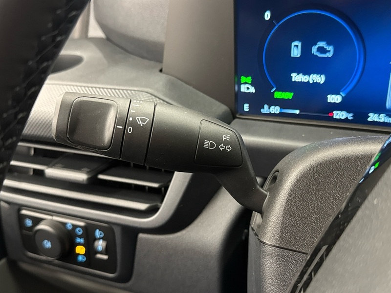 heti ajoon Ford Transit Custom