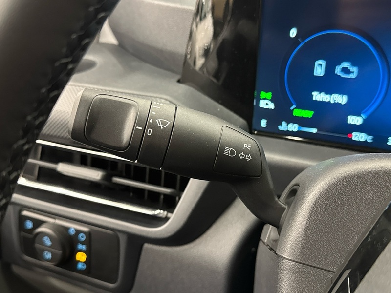 heti ajoon Ford Transit Custom