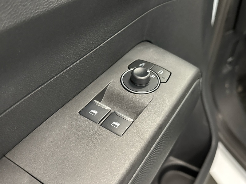 heti ajoon Ford Transit Courier