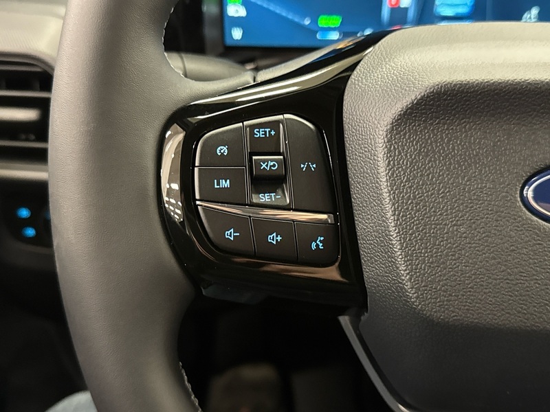 heti ajoon Ford Transit Courier