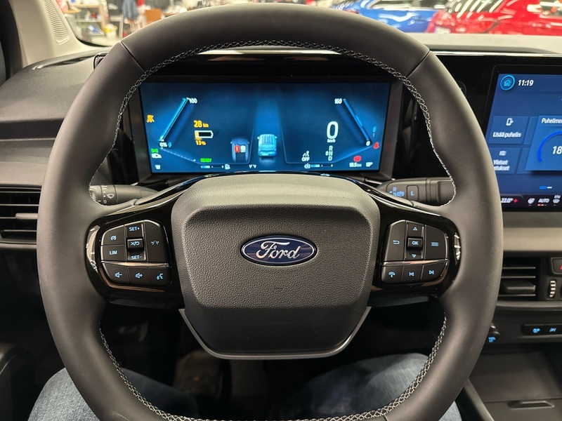 heti ajoon Ford Transit Courier