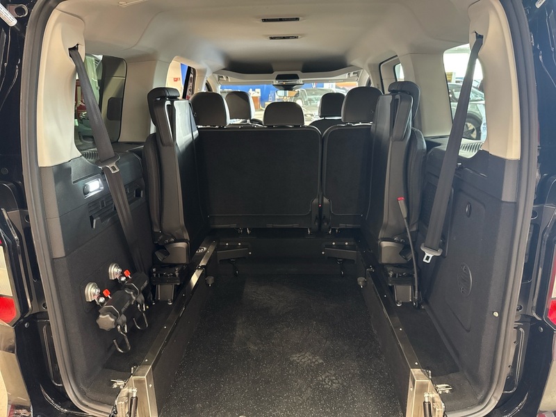 heti ajoon Ford Grand Tourneo Connect