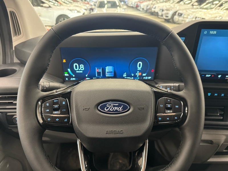 heti ajoon Ford Transit Custom