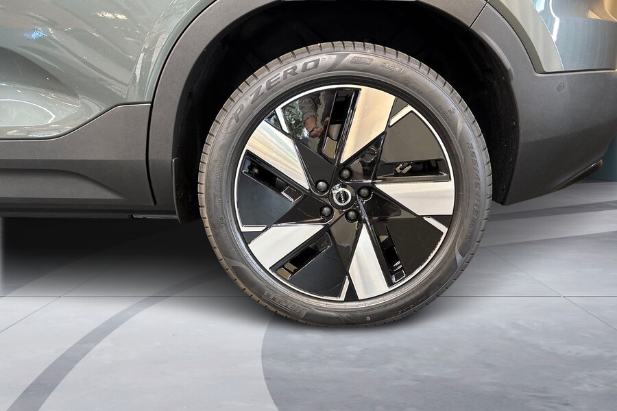 heti ajoon Volvo EX40