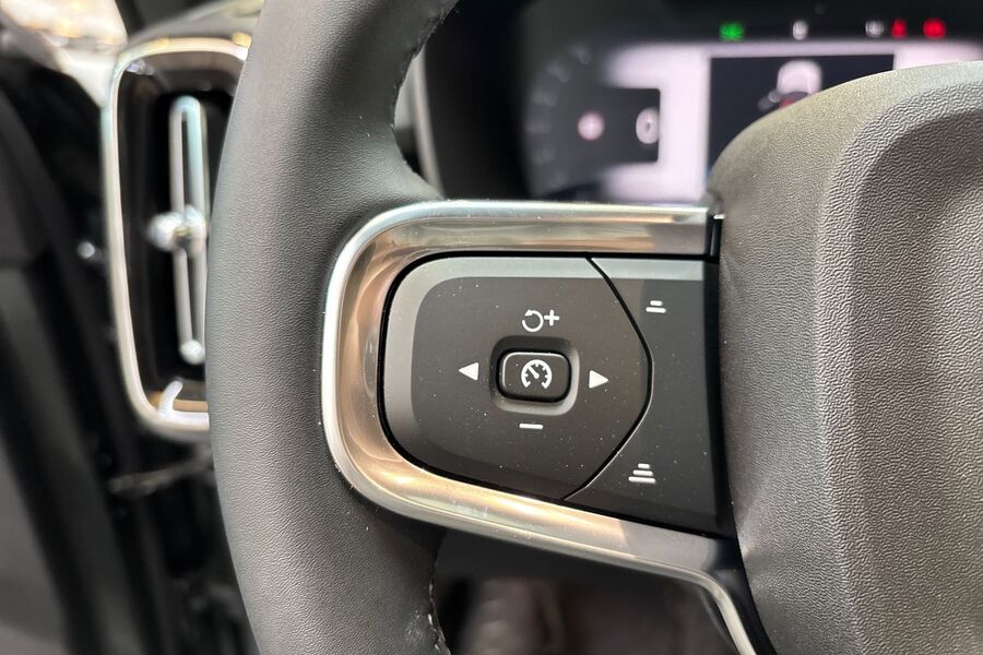 heti ajoon Volvo EX40