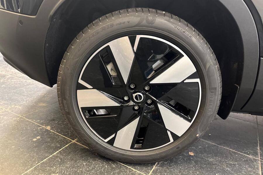 heti ajoon Volvo EC40