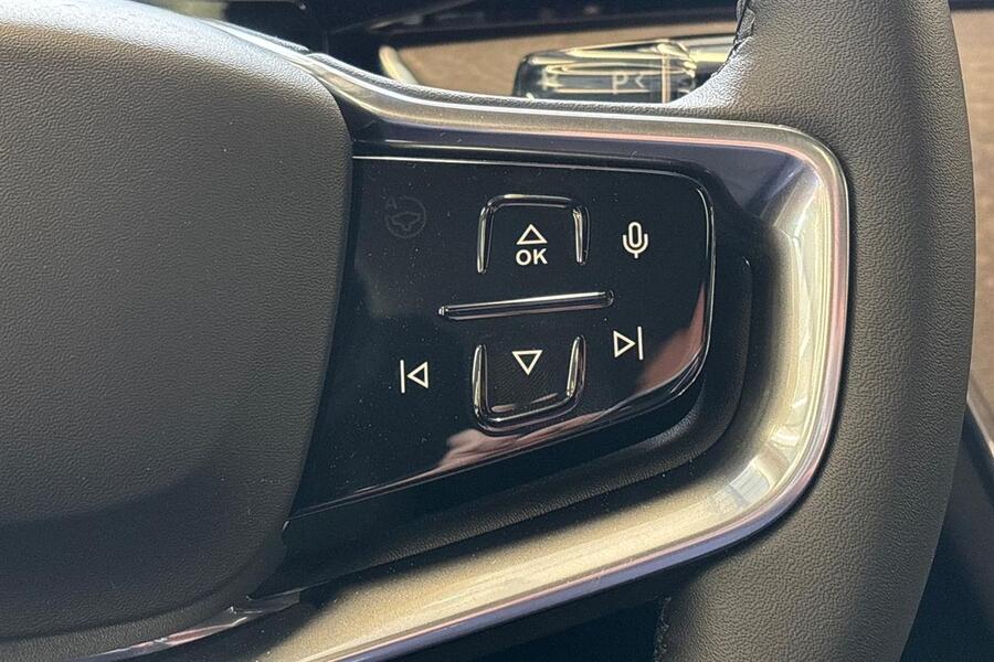 heti ajoon Volvo EX90