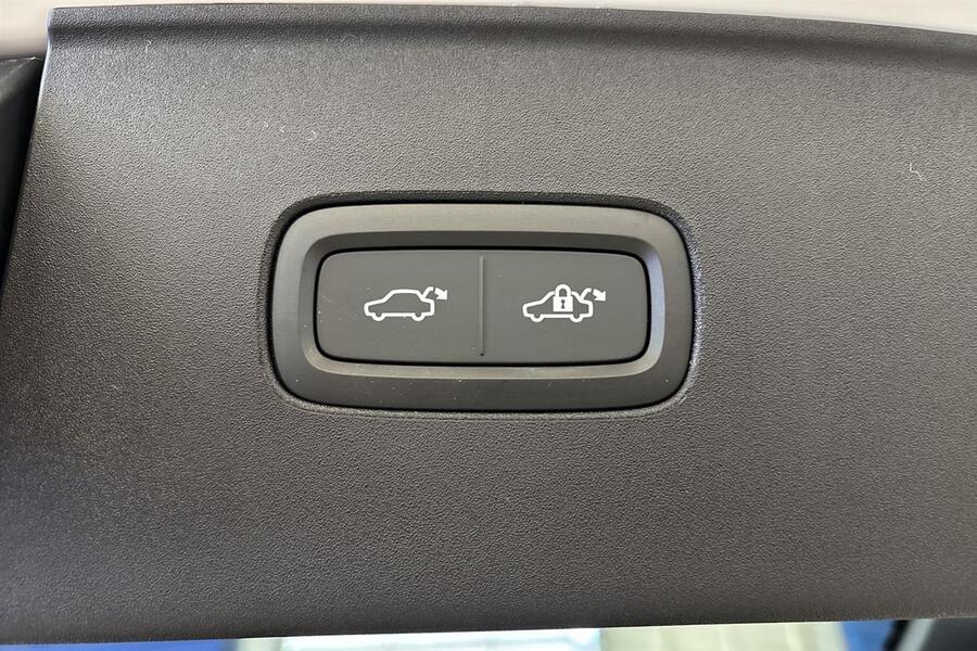 heti ajoon Volvo EX90