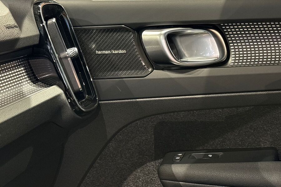 heti ajoon Volvo EX40