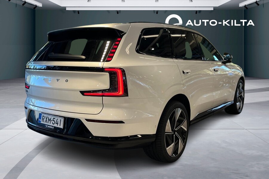 heti ajoon Volvo EX90