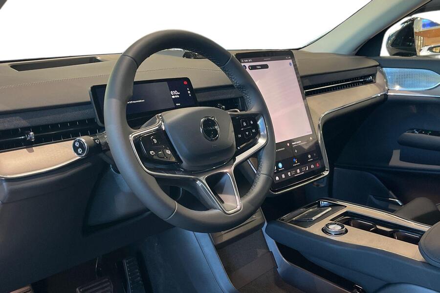 heti ajoon Volvo EX90