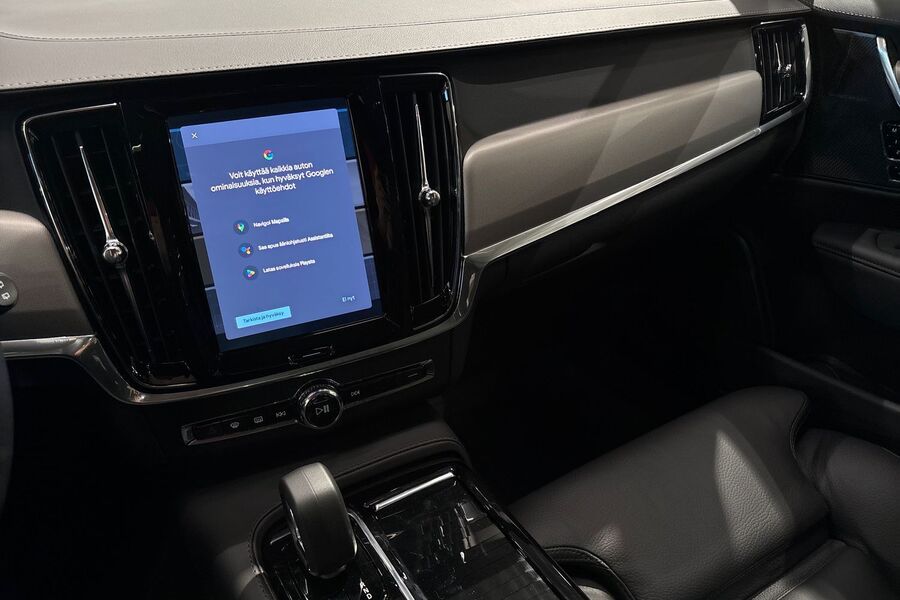 heti ajoon Volvo V90