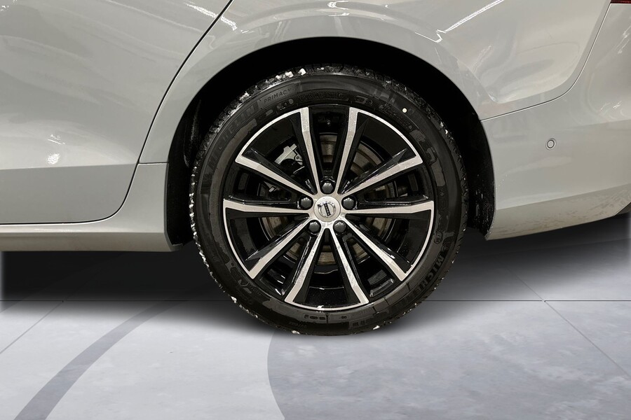 T8 AWD Long Range High Performance Limited Edition Bright aut **360-kamera*Harman/Kardon** *** *Edul heti ajoon Volvo V60