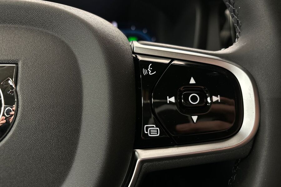 T8 AWD Long Range High Performance Limited Edition Bright aut **360-kamera*Harman/Kardon** *** *Edul heti ajoon Volvo V60