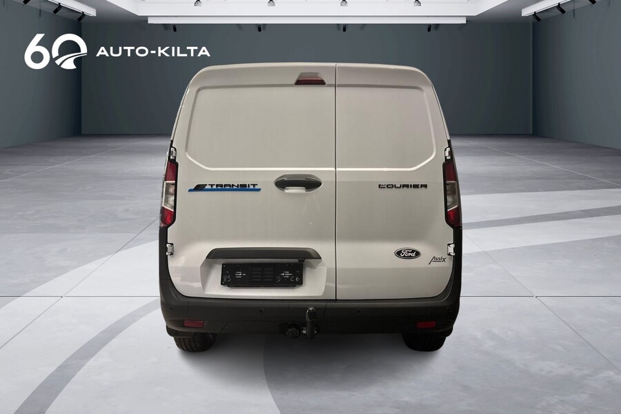 heti ajoon Ford Transit Courier