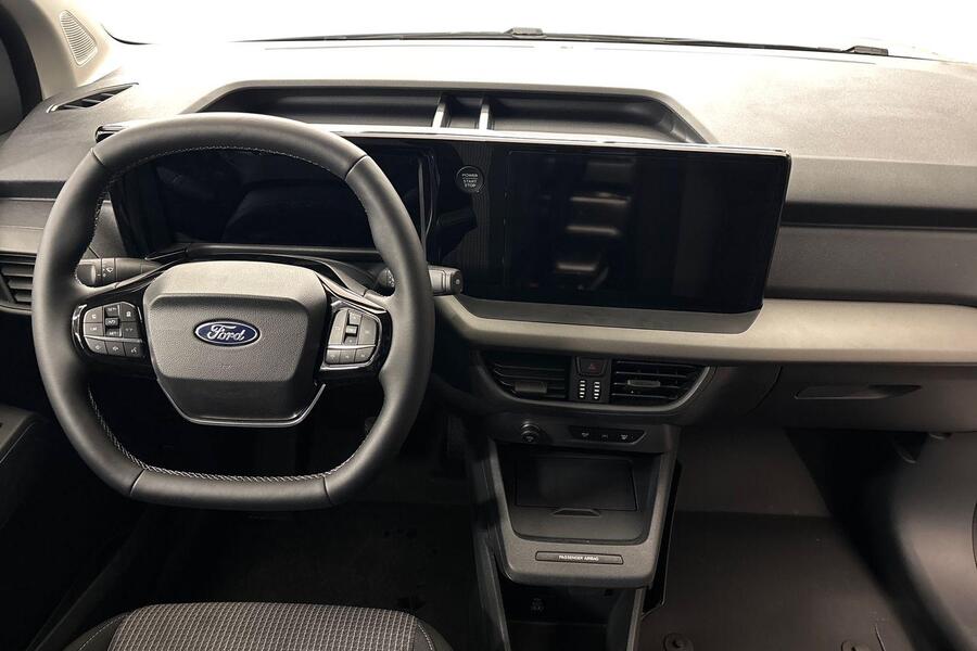 heti ajoon Ford Transit Courier