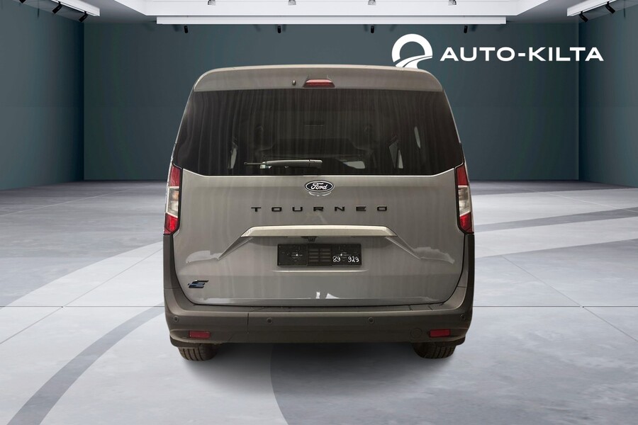 heti ajoon Ford Tourneo Courier