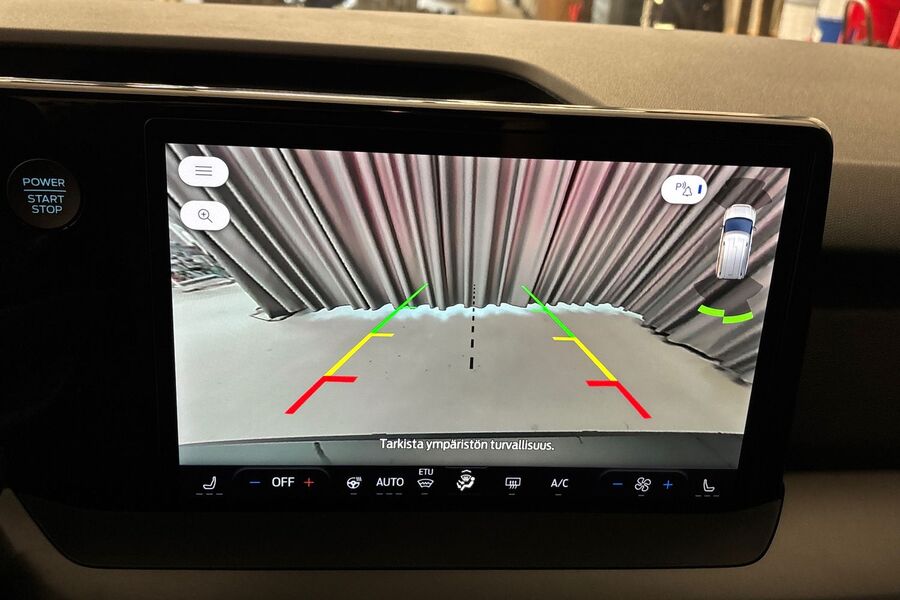 heti ajoon Ford Tourneo Courier