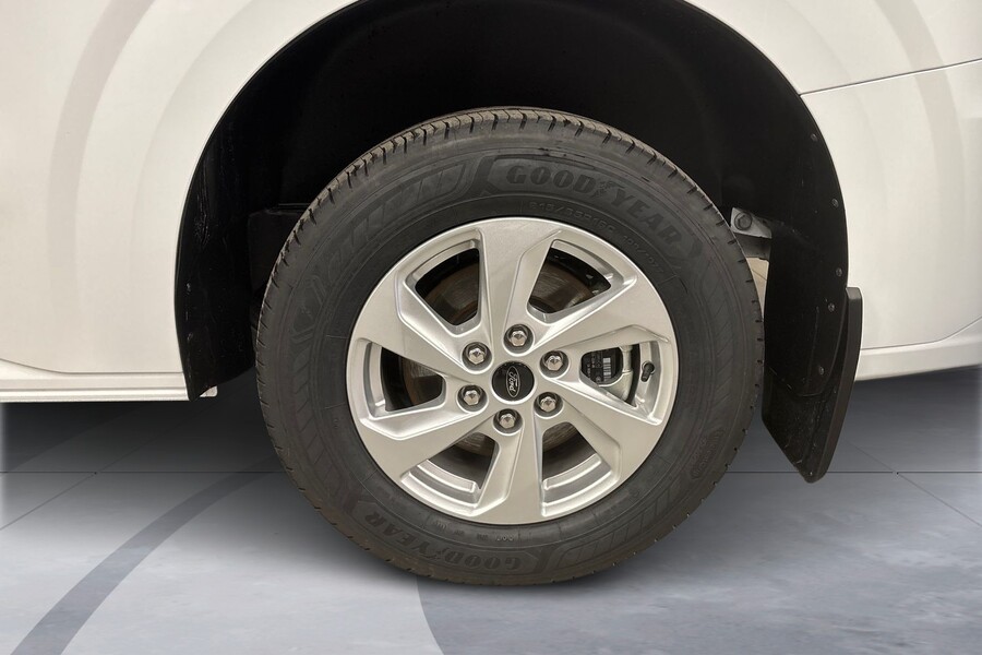 heti ajoon Ford Transit Custom