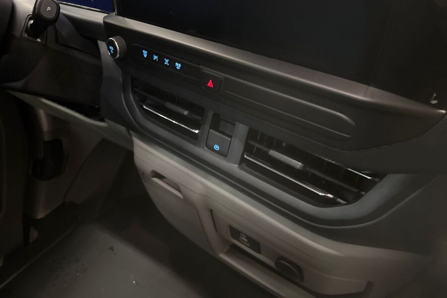 heti ajoon Ford Transit Custom