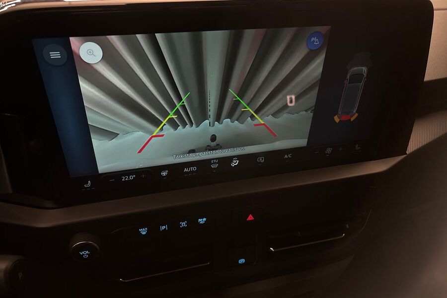 heti ajoon Ford Transit Custom