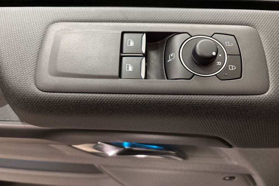 heti ajoon Ford Tourneo Custom