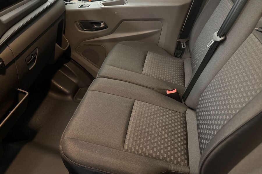 heti ajoon Ford Transit