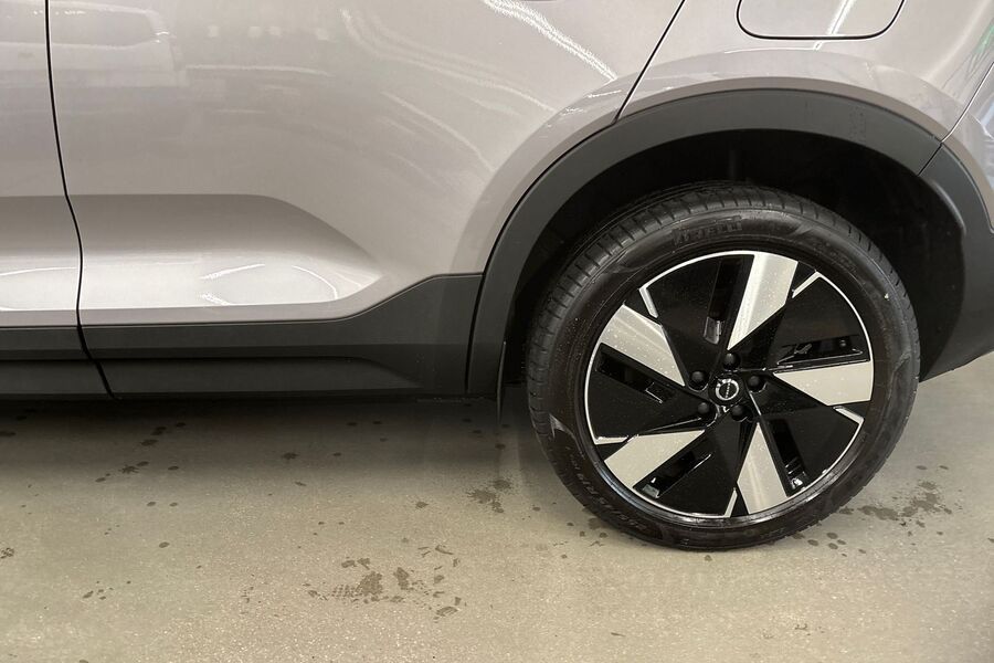 heti ajoon Volvo EX40