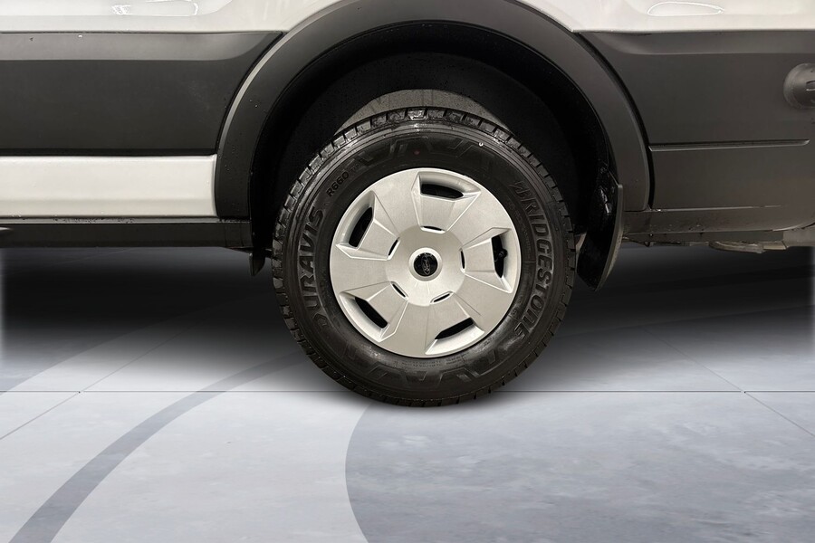 heti ajoon Ford Transit