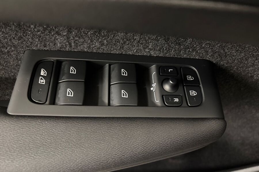 heti ajoon Volvo EX40